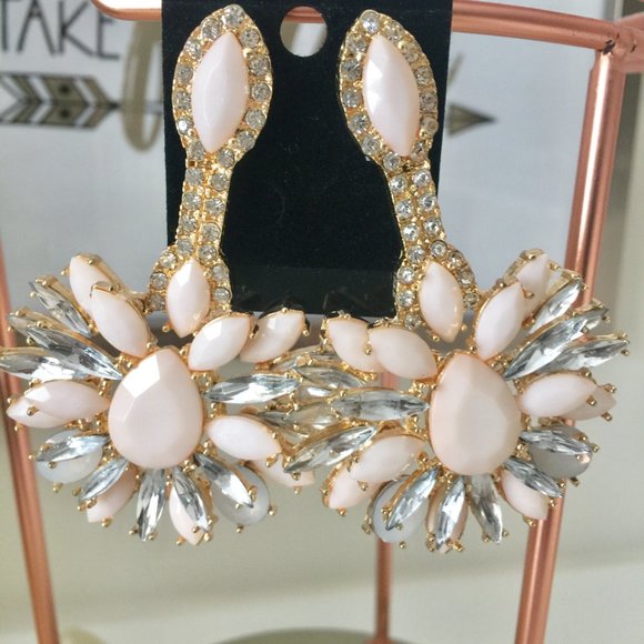 Light Pink Rhinestones Star Shaped Dangling Earring - Fashion Jewelry - Picture 3 of 4